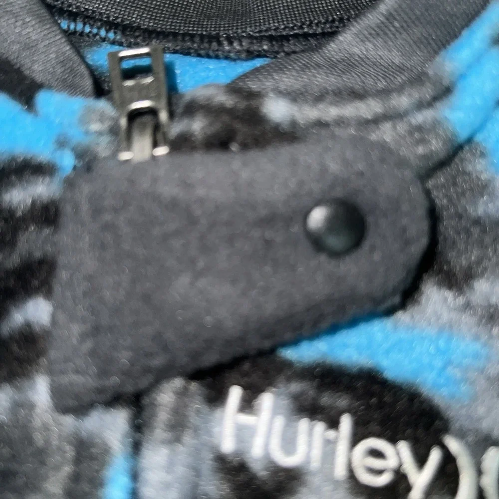 Hurley Baby Boy's Fleece Footed Aqua Camo Long Sleeve Sleeper | Size Newborn